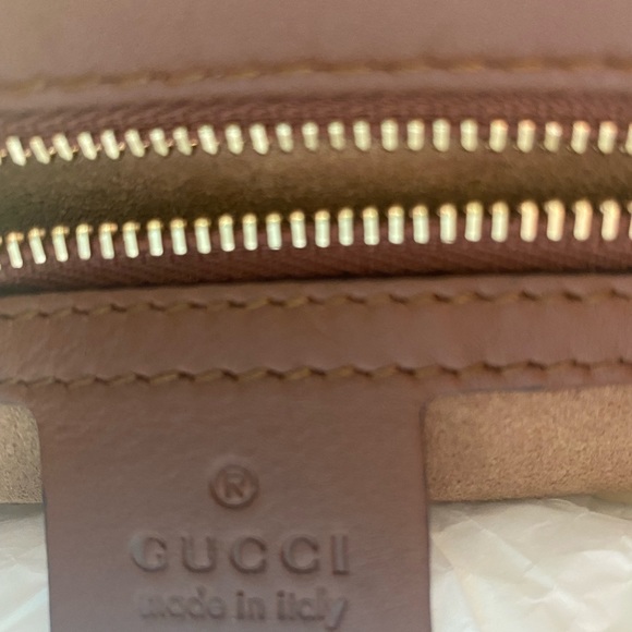 Brand new Gucci Supreme Tuscany Tote - Picture 14 of 15